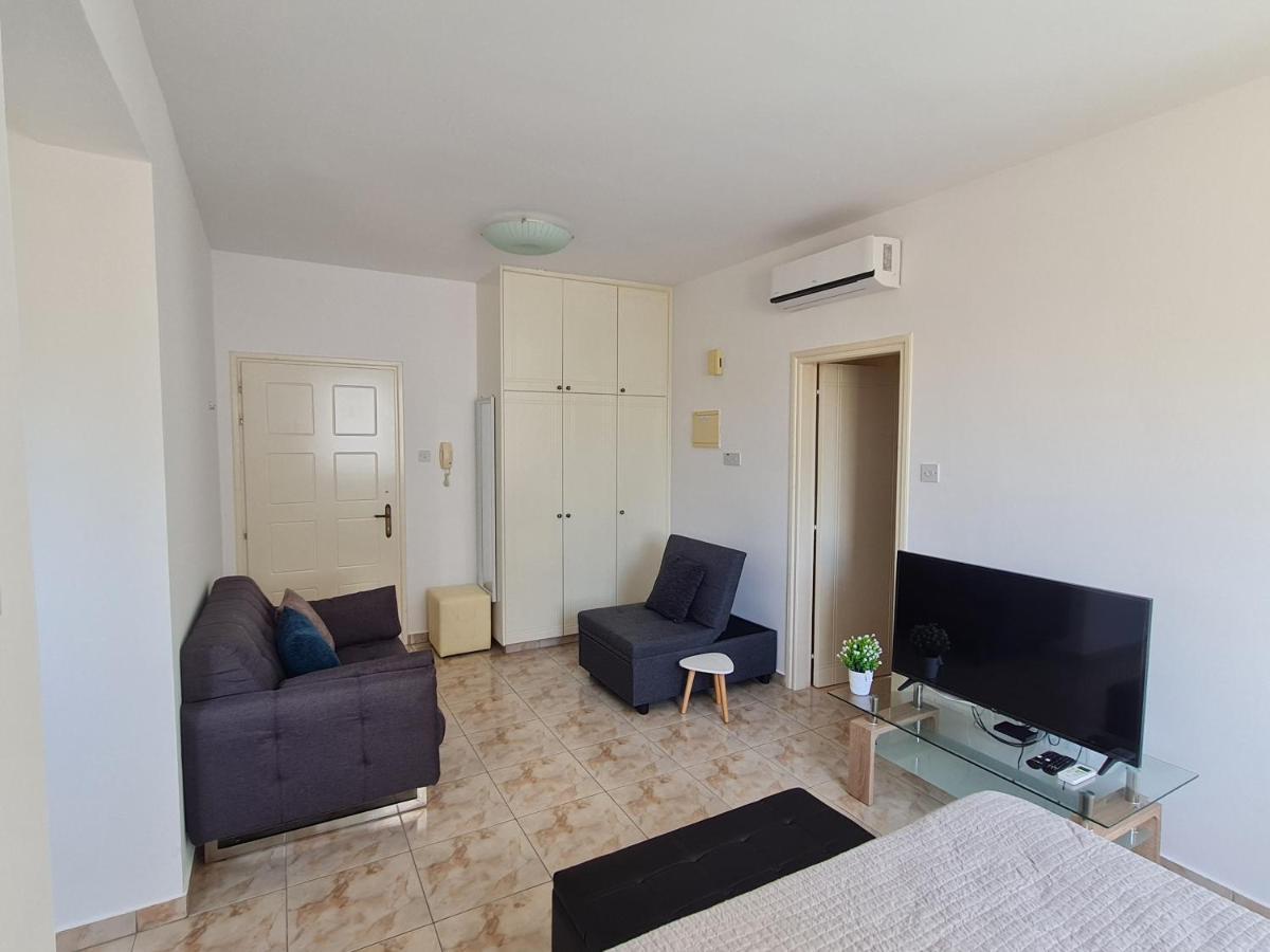 Laertis 2 Complex, Studio Apartment 106 - By Imh Travel & Tours Paphos Exterior foto