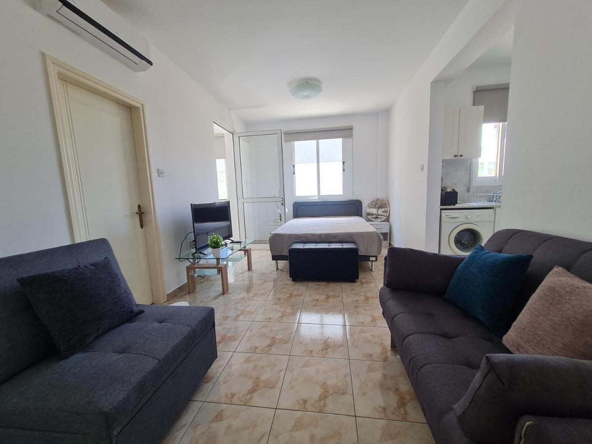 Laertis 2 Complex, Studio Apartment 106 - By Imh Travel & Tours Paphos Exterior foto